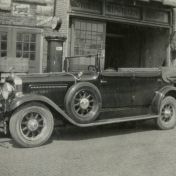 Kenteken: A 1811; Horch, Weimar, 1929, foto uit fotoalbum familie de Sitter (695-45)