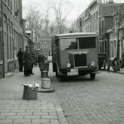 Kenteken: A 25183; Faun, Grote Appelstraat 16-12-1936, foto: archief Gemeentereiniging (1475)