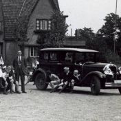 Kenteken: A 7205; Studebaker Six, Vakantie-Kinderfeest, 23-07-1931,  foto: uitsnede 2138-2999.jpg