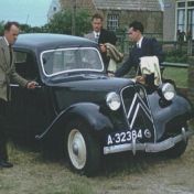 Kenteken: A 32384; Citroën TA foto: Still uit GAVA-film AV0724
