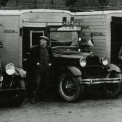 Kenteken: A 6014; Ford, uitsnede foto: archief W. Mollema