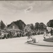 Kenteken: A 16185; Petrus Campersingel, levering tractoren Fa. Heinrich Lanz (2437-3727); Fotograaf: J.B. Koeroo