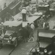 Kenteken: A 7057; foto: uitsnede 818-2187.jpg