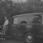 Kenteken: A 31227; Jeep, foto: still uit AV9192, collectie Groninger Archieven