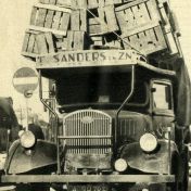 Kenteken: A 24785; Fordson WOT, foto: archief W. Mollema