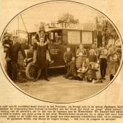 Kenteken: A 13333; Ford, foto: "Het Noorden in Woord en Beeld" 17-06-1927