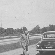 Kenteken: A 2070; Chevrolet, foto: Still uit GAVA-film AV7680