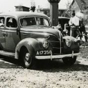 Kenteken: A 17358; Ford V8, foto uit archief Magna Pete, 1939 (2055-12)