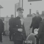 Kenteken: A 1912; Adler, Winschoten, 1936, foto: Still uit GAVA-film AV2068