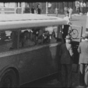Kenteken: A 14622; Latil. foto: Still uit GAVA-film AV0581