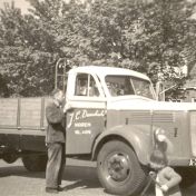 Kenteken: A 25267; Mercedes, foto: R. Heersema