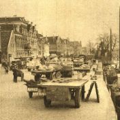 Kenteken: A 15703; Groningen, Damsterdiep, foto: archief W. Mollema