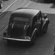 Kenteken: A 14897; Opel, Groningen, Hereweg 1937, foto: uitsnede 1785-1233.jpg