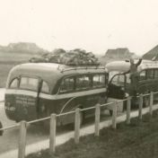 Kenteken: A 9527; GMC, uitsnede foto R. Mulder