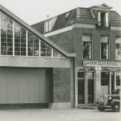 Kenteken: A 18310; Chevrolet, Groningen, Parallelweg 2, 1937, foto: uitsnede 1785-24854.jpg