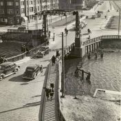 Kenteken: A 22468; Groningen, Kapteynbrug, ca. 1938, foto: H. Renkema