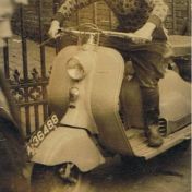 Kenteken: A 36488; Lambretta, bron foto: <a href='http://www.farmsum.net/site/' target='_blank'>www.farmsum.net</a>