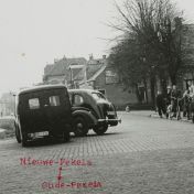 Kenteken: A 33593; Commer bestelauto, foto: uitsnede 154-8-153.jpg