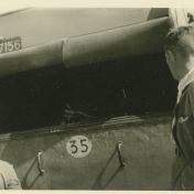 Kenteken: A 27156; Ford V8, Groningen, Haydnlaan 1940 (1785-30890)