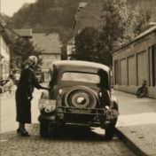 Kenteken: A 27197; Citroën Traction Avant, uitsnede foto: J. A. J. H. Smit-Klaucke