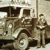 Kenteken: A 36669; Ford F60 (verbouwde cabine), foto: R. Siemons