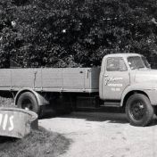 Kenteken: A 24430; Bedford TA, foto: archief W. Mollema