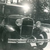 Kenteken: A 1345; Ford, foto: foto: <a href='http://www.oudterapel.nl' target='_blank'>Website Oud Ter Apel</a>
