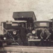 Kenteken: A 6927; Ford, uitsnede foto K.J. van Wieren