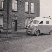 Kenteken: A 39190; Zelfgebouwde Camper, foto: J. A. Leenes
