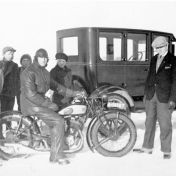 Kenteken: A 16167; Motor op het Schilmeer, winter 1929, foto: H. Hoving