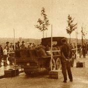 Kenteken: A 14535; Chevrolet, foto: "Het Noorden in Woord en Beeld" 23-08-1929