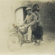 Kenteken: A 1239; Harley Davidson,  foto: G. J. Zuidema-Huizenga
