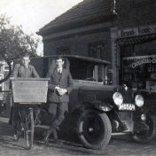 Kenteken: A 10564; Chevrolet, foto: Historische vereniging Bedum