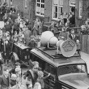 Kenteken: A 32712; Chevrolet, Zaagmuldersweg, 1950, foto: uitsnede 2248-770.jpg; Fotograaf: Fotobedrijf Piet Boonstra