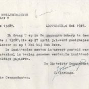 Kenteken: A 13287; Verzoek tot arrestatie van de inzittenden van de auto uit archiefmap Binnenlandse Strijdkrachten, 04-05-1945, foto: T. Groenewold
