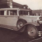 Kenteken: A 24324; Cadillac 1929 type 341 B Ziekenauto voor noord-oost Groningen, eigenaar J.Prenger, garage Noord Ooster in Nieuwolda. Foto: J. Prenger