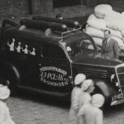 Kenteken: A 17403; foto: uitsnede 1785-30296.jpg