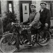 Kenteken: A 3840; Eysink, foto: Clubmededelingen nr. 564, maart 2011, Veteraan Motoren Club