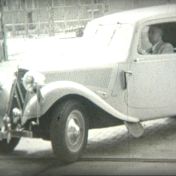 Kenteken: A 34011; Citroën Traction Avant, ca. 1952, foto: Still uit GAVA-film AV2635