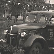 Kenteken: A 29461; Ford (Oplegger),  foto: Still uit GAVA-film AV14861 ca. 1950