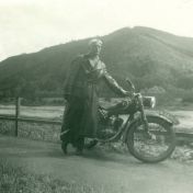 Kenteken: A 18160; DKW 125 cc.  Jacob Bakker junior in Duitsland, 1953, foto: <a href='http://www.oudterapel.nl' target='_blank'>Website Oud Ter Apel</a>