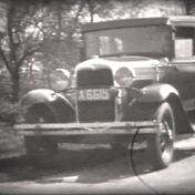 Kenteken: A 6615; Ford, foto: Still uit GAVA-film AV13476