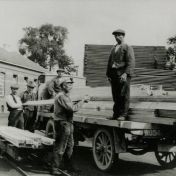 Kenteken: A 3540; Chevrolet, foto: collectie Veenkoloniaal Museum (VM 6-1-5 Ou Pe 243)
