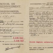Kenteken: A 24676; Inschrijvingsbewijs Chevrolet vrachtwagen 1937, foto: E. Kappen