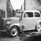 Kenteken: A 36783; Ford Anglia, foto: K. Mollema