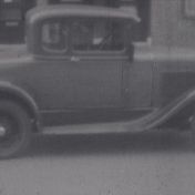 Kenteken: A 21178; Ford, foto: still uit de film "Moeders brief" G.A.B. Frinking 1935-1936, coll. GrA (2209-AV22410)