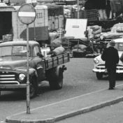 Kenteken: A 949; Opel Blitz vrachtwagen, Groningen, Bodenterrein, 1955, foto: uitsnede 2248-6948.jpg; Fotograaf: Fotobedrijf Piet Boonstra
