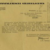 Kenteken: A 26881; Correspondentie over de auto uit het archief van het Militair Gezag, DMC Winschoten, 30-05-1945 (67-83)