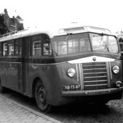 Kenteken: A 38827; Scania Vabis met nieuw kenteken, Groningen, busstation Bedumerweg, 05-10-1961, foto: A.D. van Zutphen