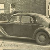 Kenteken: A 29128; Lancia Aprilia, foto: collectie Veenkoloniaal Museum (fotoalbum Duintjer 35)
